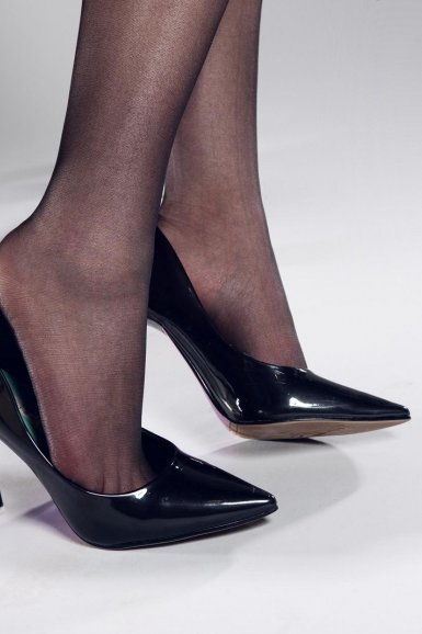 开云电子_海南首个林区警务室成立辖区内盛产黄花梨(图1)